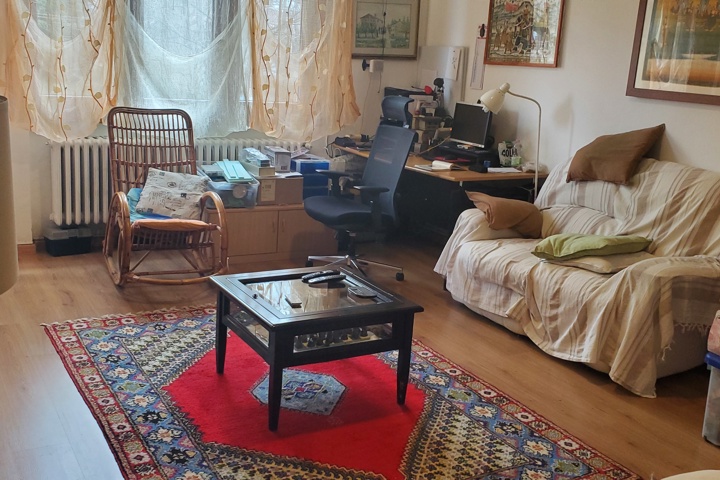 Unique room in the town of Slow Food & Fast Cars! - 5