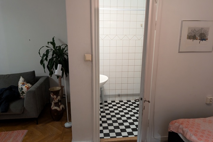 40 square meter with balcony central stockholm - 4