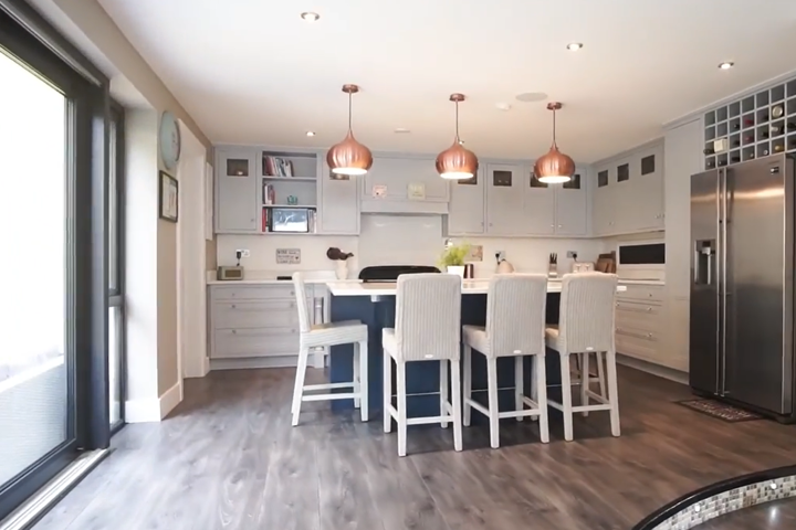 Leixlip Village - 20mins to Dublin city - 2
