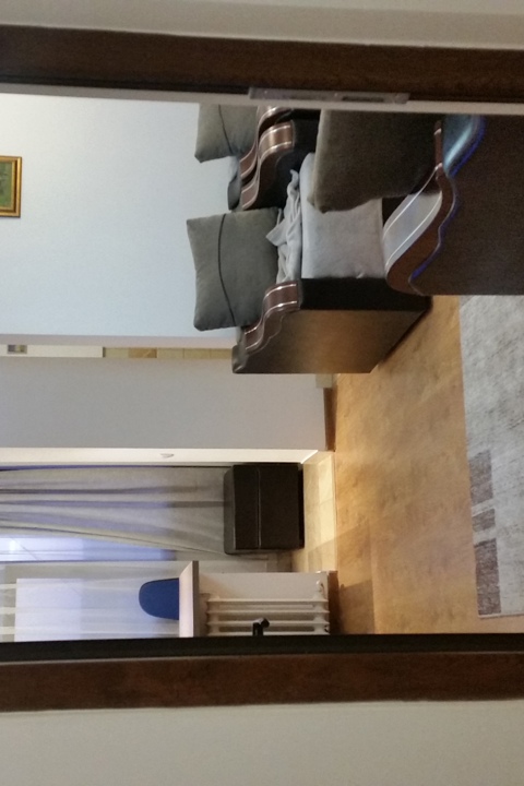 Top-Floor Cozy Studio with Panoramic City Views - 2