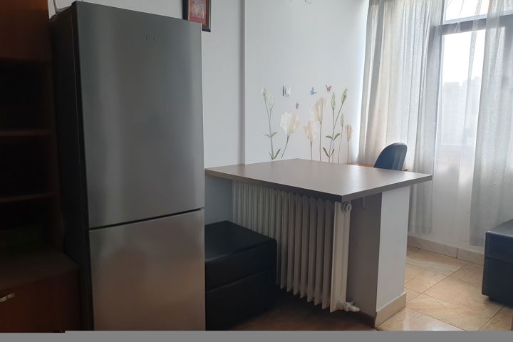 Top-Floor Cozy Studio with Panoramic City Views - 3