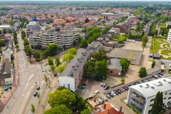 Home Swap Eindhoven - Strijp-S, Cafes, and Train Days