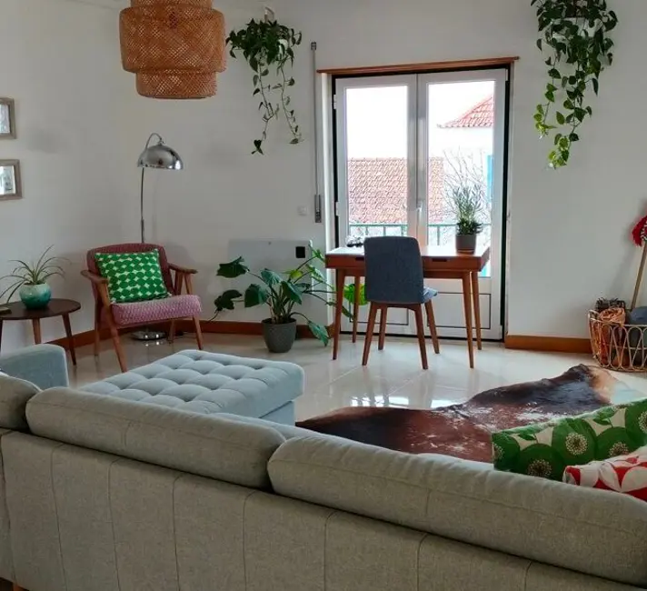 Ericeira, Portugal 3 beds · 2 workspaces · 251 Mbps WiFi