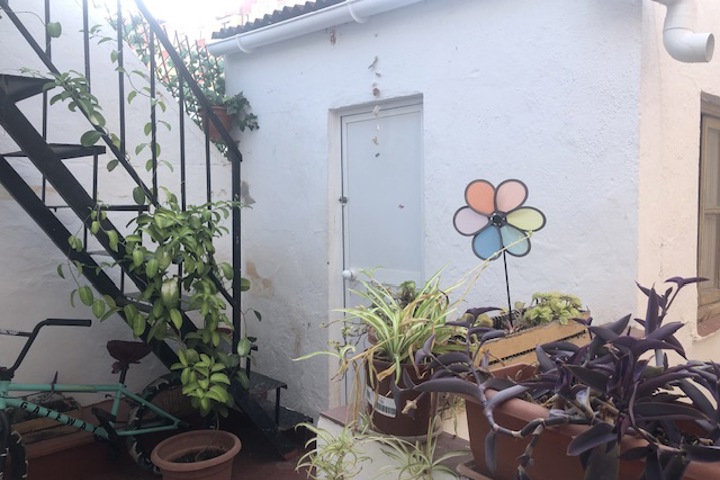 B’s little home - 9