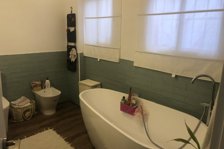 B’s little home - 18