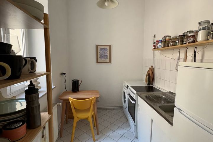 Ronjas Cosy Altbau Appartment in Prenzlauer Berg - 4