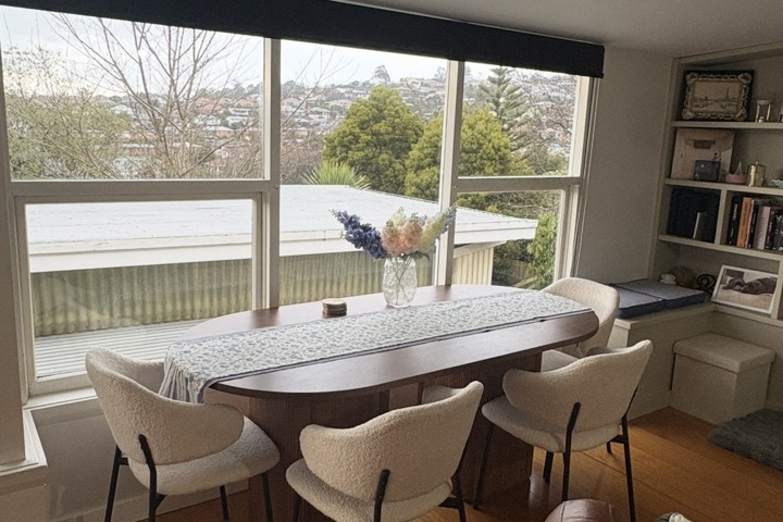 Warm, Charming & Cozy Tasmanian Home - 3
