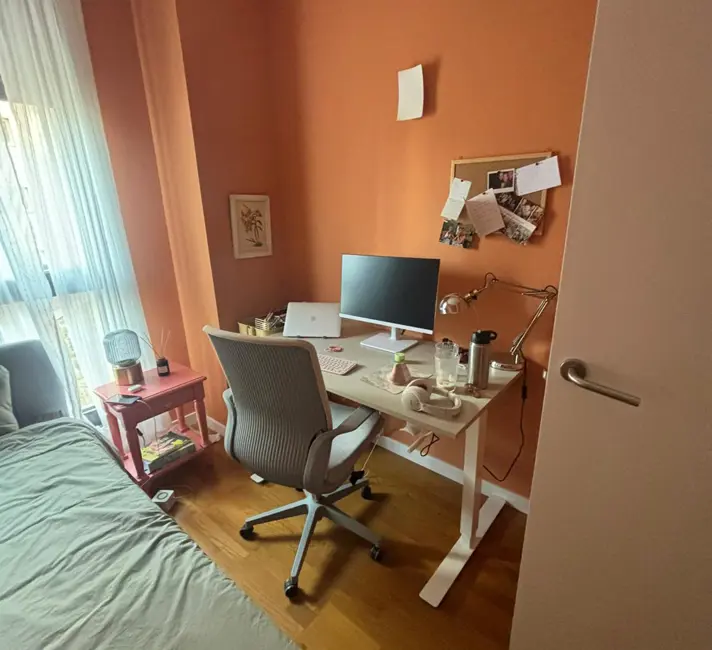 Barcelona, Spain 2 beds · 2 workspaces · 499 Mbps WiFi