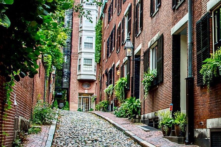 Charming Apartment in Boston's North End - 1