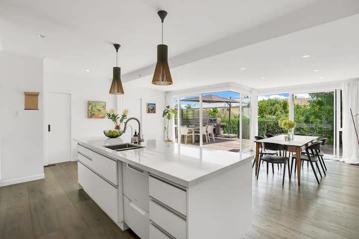 Auckland Oasis - 3