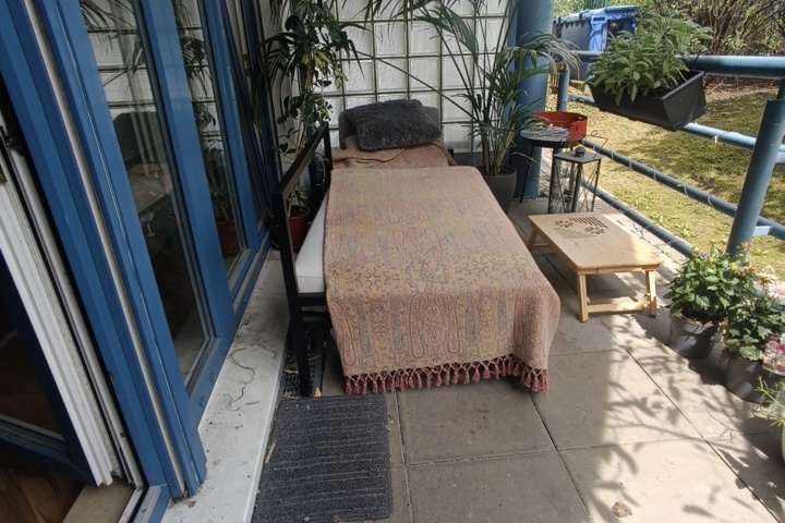 Spacious, Bright & Furnished with Garden - 1