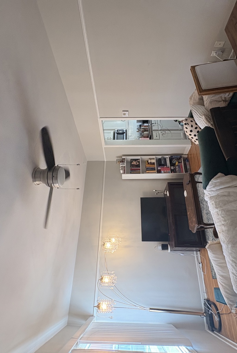 Los Angeles Apartment