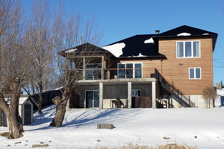 Modern Country Setting Home - 1