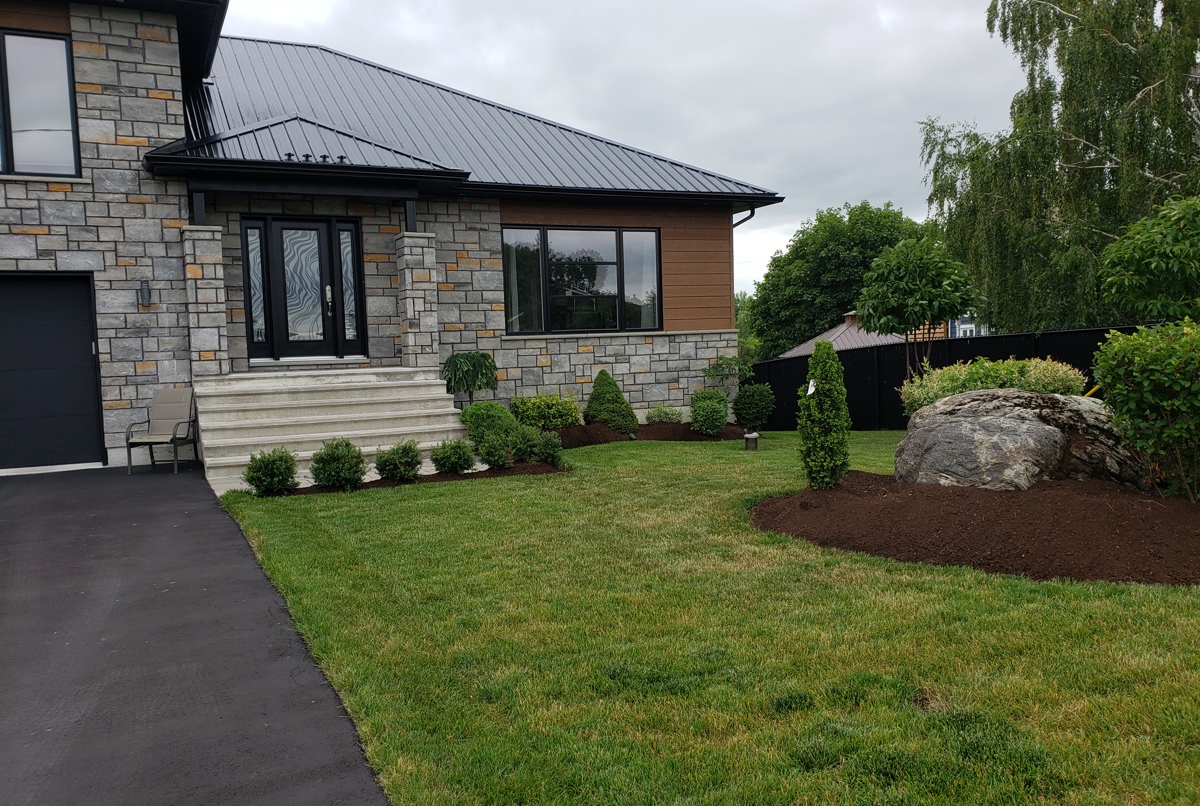 Modern Country Setting Home