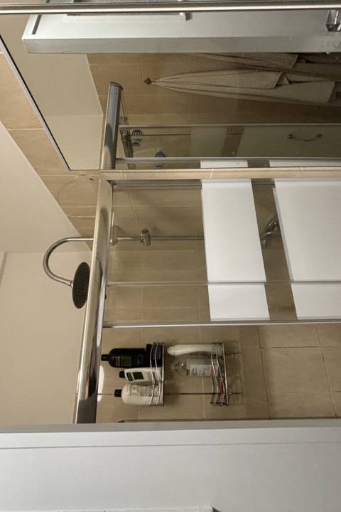 Cozy Lisbon Home with Big Garden - 9