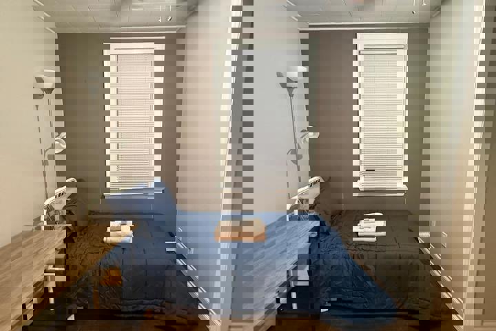 Self-contained unit - 4