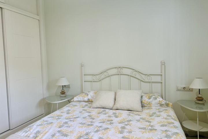 Flat next to the sea. One of best beaches in Spain - 11