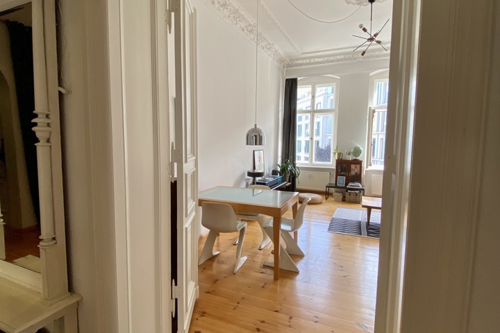 2-Room Altbau in the Heart of Prenzlauer Berg - 1