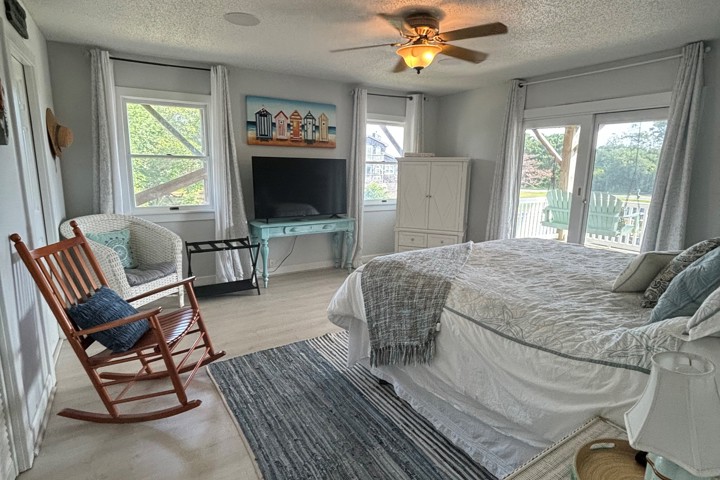 Waterfront - Hot Tub, Boat, Kayak, Tiki bar/Swings - 10
