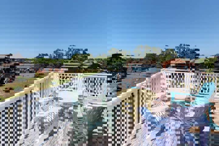 Waterfront - Hot Tub, Boat, Kayak, Tiki bar/Swings - 5