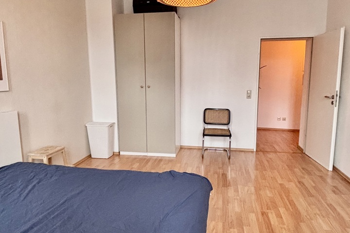 Bright Prenzlauer Berg Apartment with Workspaces - 8