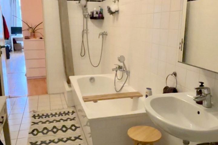 Bright Prenzlauer Berg Apartment with Workspaces - 10