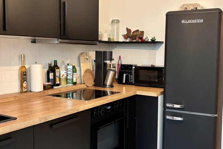 Bright Prenzlauer Berg Apartment with Workspaces - 15