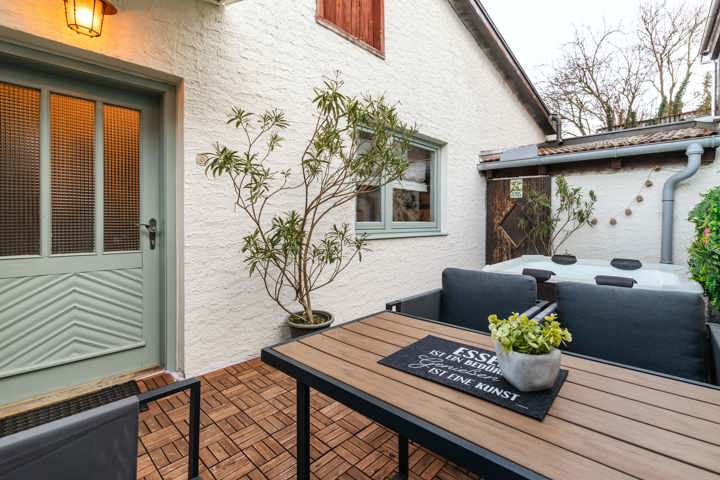 Romantic wine cellar cottage - 2