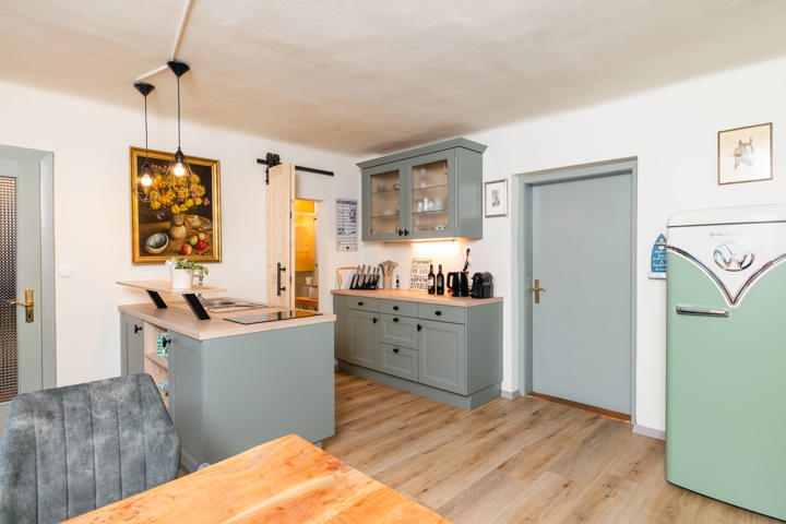 Romantic wine cellar cottage - 4