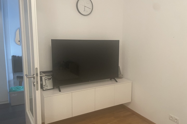 Cozy Luxury Modern Flat - 5