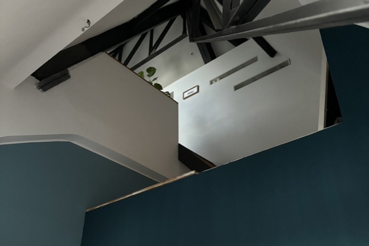 Unique designer Rooftop Loft in an old school - 8