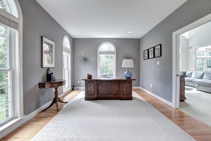 Lakefront oasis 15 miles from dc - 7