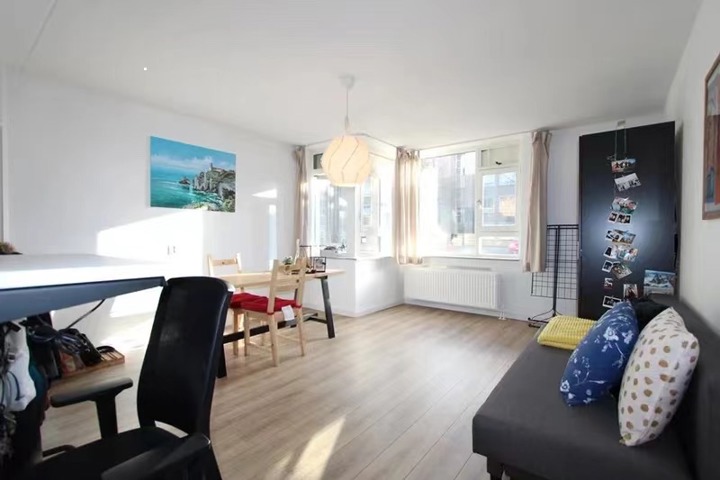 Modern & Peaceful apartment in Amsterdam - 2