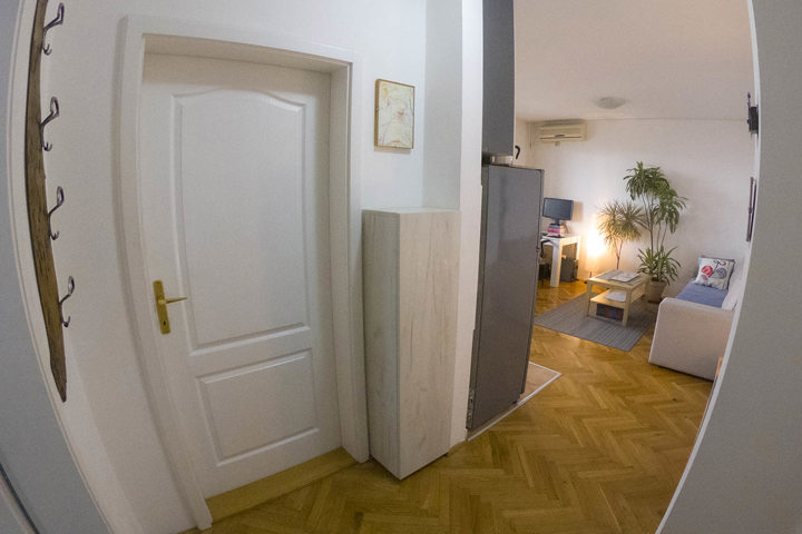 home in Novi Sad - minimalist and comfortable - 4