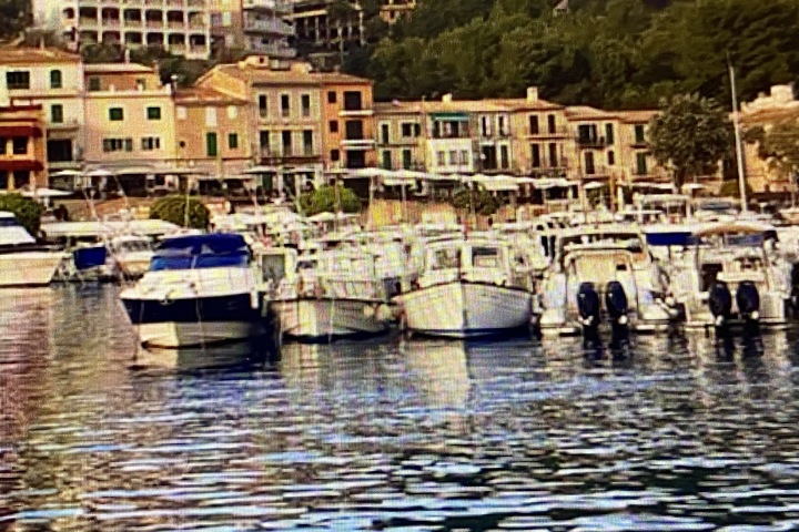 Sea and Mountain view - 42