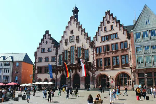 Home Swap Frankfurt am Main - How to Plan a Smooth Exchange