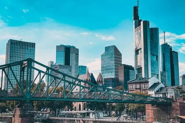 Home Swap Frankfurt am Main - Seasons and the Comfort of Staying Longer