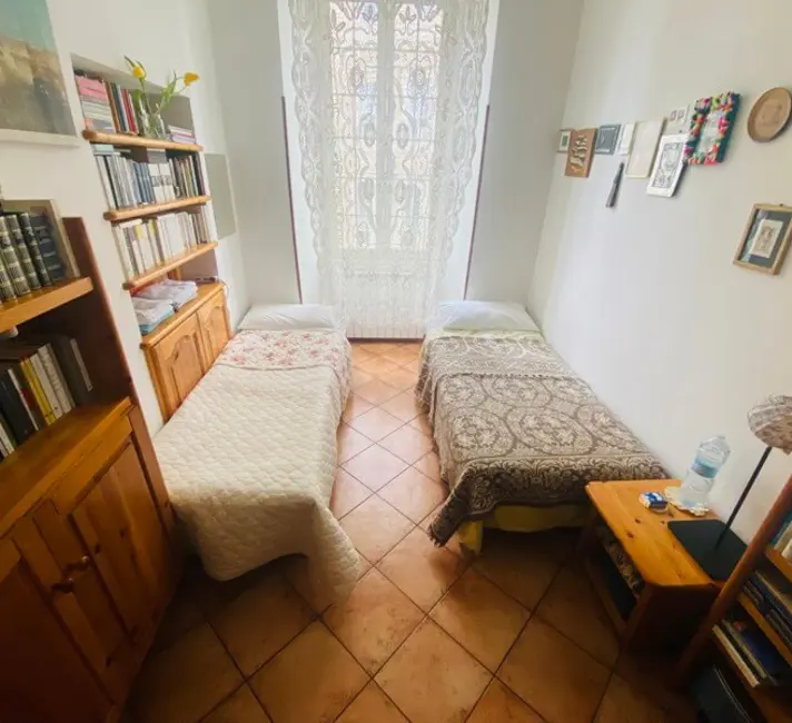 Genzano di Roma, Italy 2 beds · 1 workspace · 28 Mbps WiFi