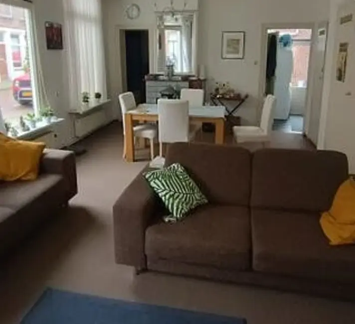 Leiden, The Netherlands 1 bed · 1 workspace · 50 Mbps WiFi