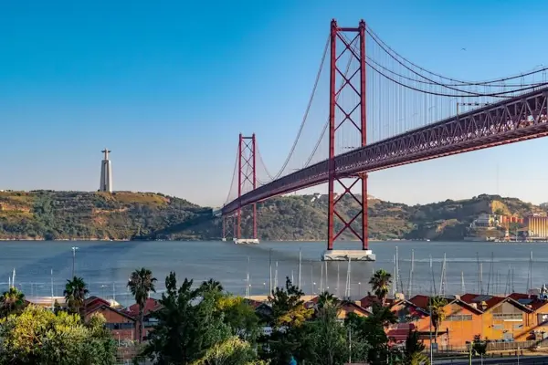 Home Swap Lisbon - Extend Your Journey and Explore Further