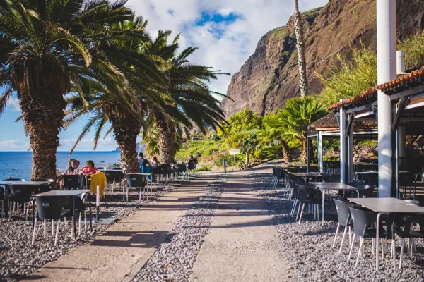 Home Swap Madeira - Unwind and Relax on the Beach