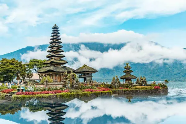 Home Swap Mengwi - Temples, Offerings, and Everyday Pace