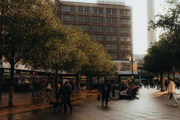 Home Swap Mitte - Museums, Markets, and Everyday Errands