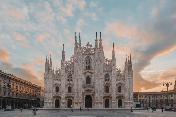 Home Swap Milan - Explore the Duomo