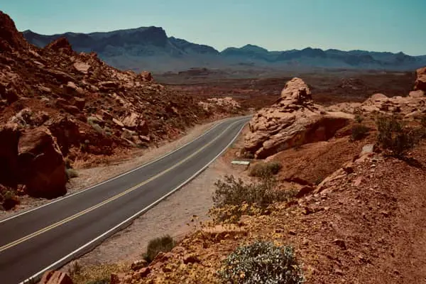 Home Swap Nevada - Local Life Between Neon and Nature