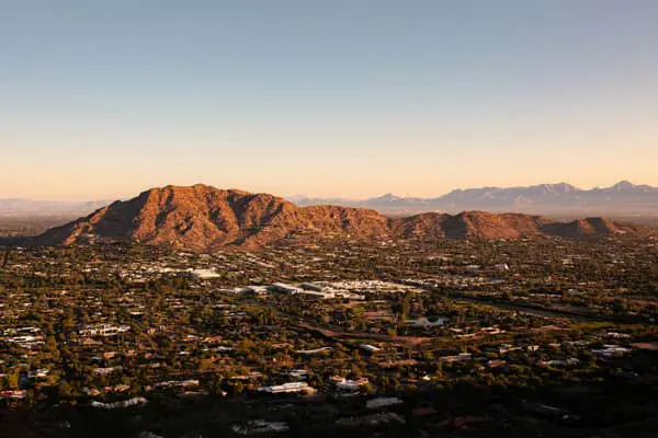 Home Swap Phoenix - Desert Light and Big-City Convenience