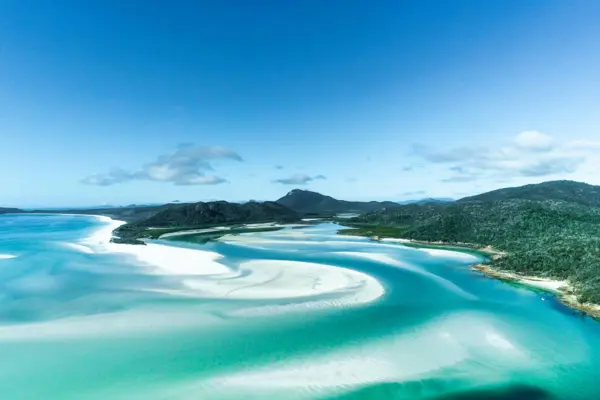 Home Swap Queensland - Sunshine That Changes Shape as You Travel