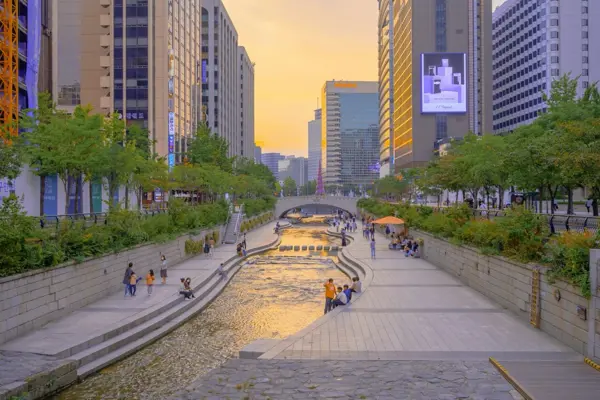Home Swap Seoul - Work with a Side of Inspiration