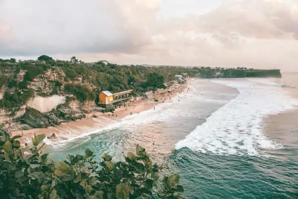 Home Swap Uluwatu - Beach Days, Warungs, and Daily Rhythm